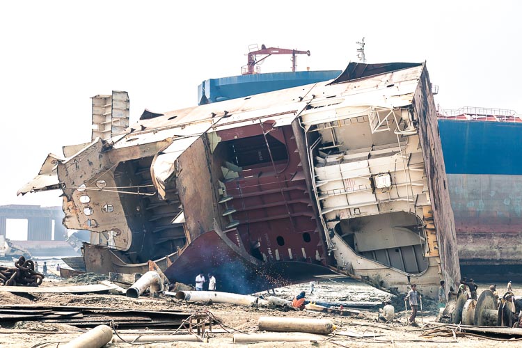 BvE-ShipBreakingBangladesh-5964.jpg