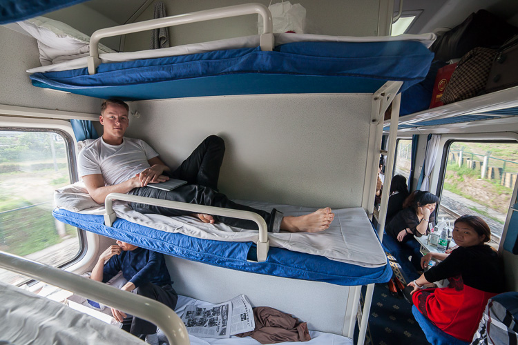 I spent 31 hours on this train between Chengdu and Shanghai, it was almost fully booked (photo taken from tripod)