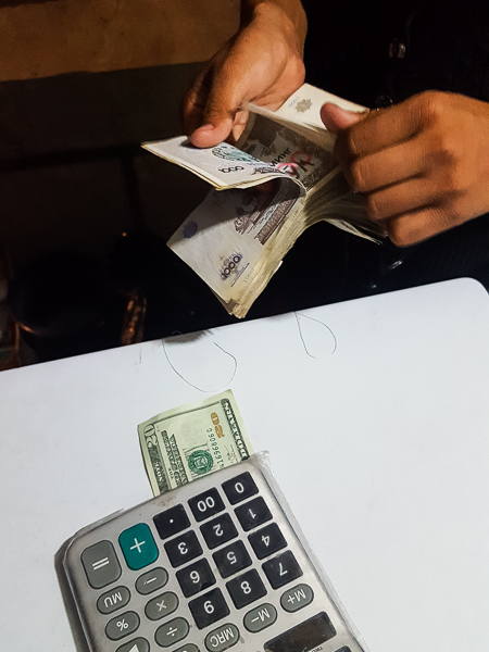 Money exchange Uzbekistan